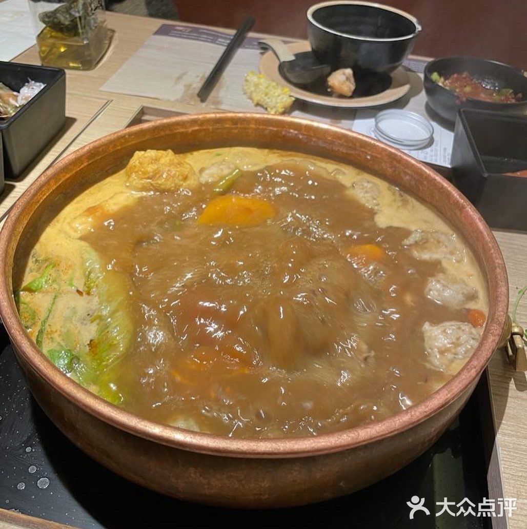 唔止係火鍋店咁簡單