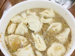 酸汤牛肉水饺-回坊马二饺子馆