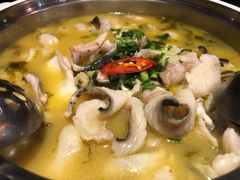 -严厨老坛酸菜鱼(吴江万宝店)