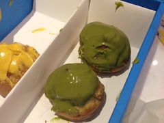 -迪悦华尔兹(港瑞新玉海店)