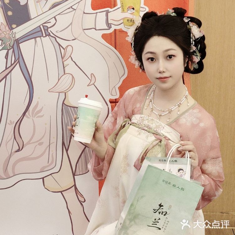 茶话弄联名非人哉 茶话弄新品 茶话弄知兰