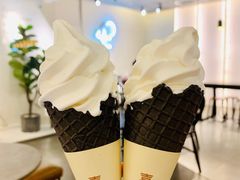 特浓牛乳脆筒-喜茶(中山利和新地店)