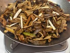 -鲁南仔·滕州炒鸡(经三路店)
