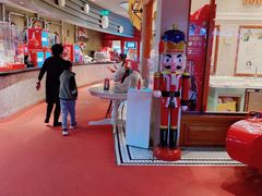 -东方明珠·可口可乐欢乐餐厅