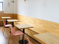 -猫腻·猫咖·撸猫馆(星光大道店)