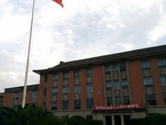 -上海应用技术大学南校区-停车场