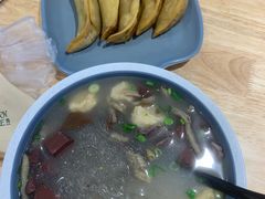 -老新隆牛肉锅贴(新街口店)