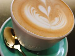 -UNI UNI(环亚凯瑟琳店)