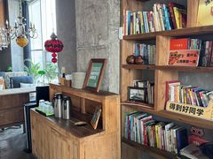 -reading cafe瑞汀咖啡(新华路店)
