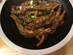-霄汉牛三鲜湖北砂锅菜(万松园2店)