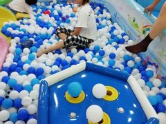 -五月花生活广场