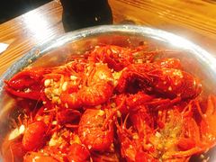 -琥珀老六龙虾(四里河店)