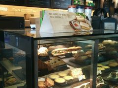 -星巴克(香港国际机场44号闸店)