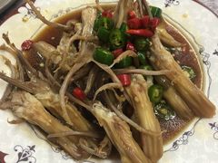 -臻鲜燕海鲜融合餐厅(金陵style店)