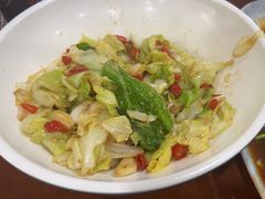 -湖南人家湘菜馆(镇江路店)