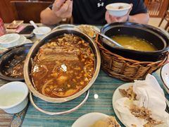 -自游人·美食一楼·地道徽菜(三十年名店)