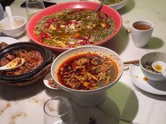 -初蓉丨遇见新川菜(亲贤街荣耀店)