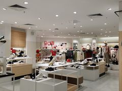 -hotwind热风(民盈山国贸店)