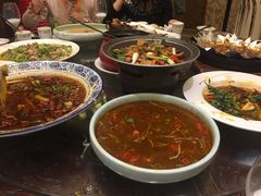 -万重锦·人文川菜馆(骡马市店)