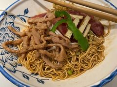 -镇南锅盖面馆(解放路店)