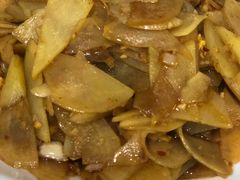 辣白菜炒土豆片-祝家饺子馆