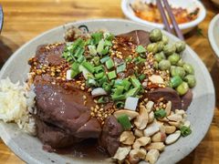 -谢老五跷脚牛肉·非遗传承店