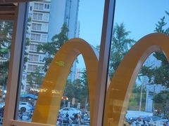 -麦当劳(北苑秋实路店)