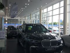 -上海宝宁宝马4S店