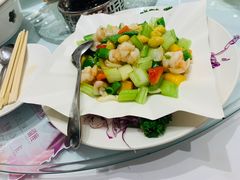 西芹炒虾球-南园酒家(前进路店)