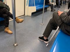 -陆家浜路(地铁站)