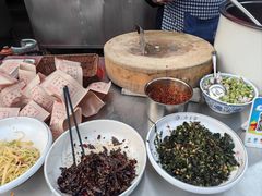 -老兰家传统烧烤炒菜泡馍(小南门店)