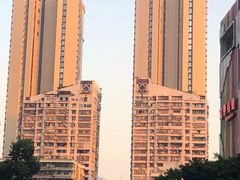 -八一好吃街·高品美食广场