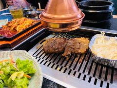 -臻牛烤肉