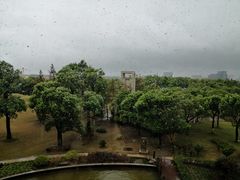 -上海滴水湖皇冠假日酒店