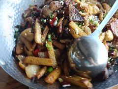 -老唐三下锅 ·张家界地标美食(溪布街店)
