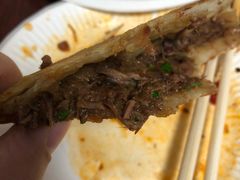 -老红桥炸灌肠牛肚锅烧烤(定福庄店)