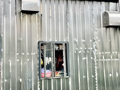 河边铁板小厨房-黄连大头华烧鹅(萧地大马路店)