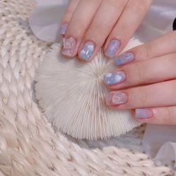 -VIVI BEAUTY  美甲美睫皮肤管理中心