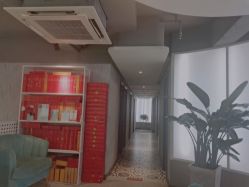 -PE SALON