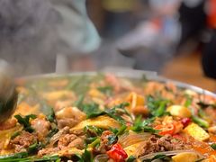 牛肉八带蟹棒鱼饼综合锅-京玉菲饭店(李村店)