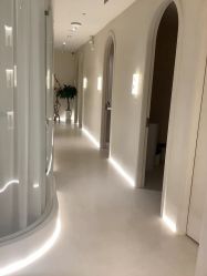 -洛伊科技抗衰护肤中心