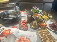 -草家酱蟹炭火烤肉店(珲春南路一店)