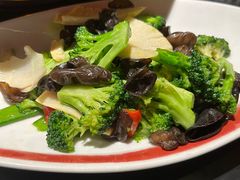 -麻六记(凤凰汇店)