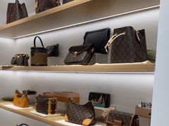 -海星奢选二手奢侈品手表包包鉴定回收寄卖(墨玉南路店)