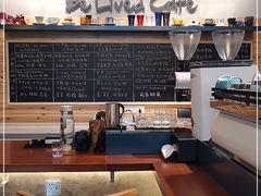 -Be Lived Cafe比例咖啡(摩天轮店)