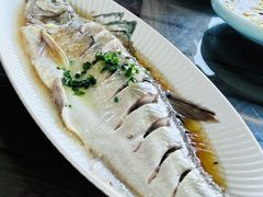 -七的湖·晚芳亭·阳澄湖农家菜·大闸蟹(莲花岛店)