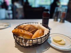 -Wolfgang’s Steakhouse 沃夫冈牛排馆(上海白玉兰广场店)