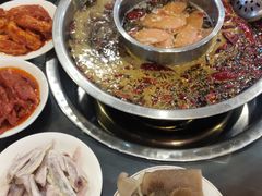 -九尺赵老四鲜鹅肠火锅