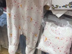 -优衣库(上海虹口龙之梦店)