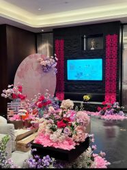 -喜爱高定婚纱摄影